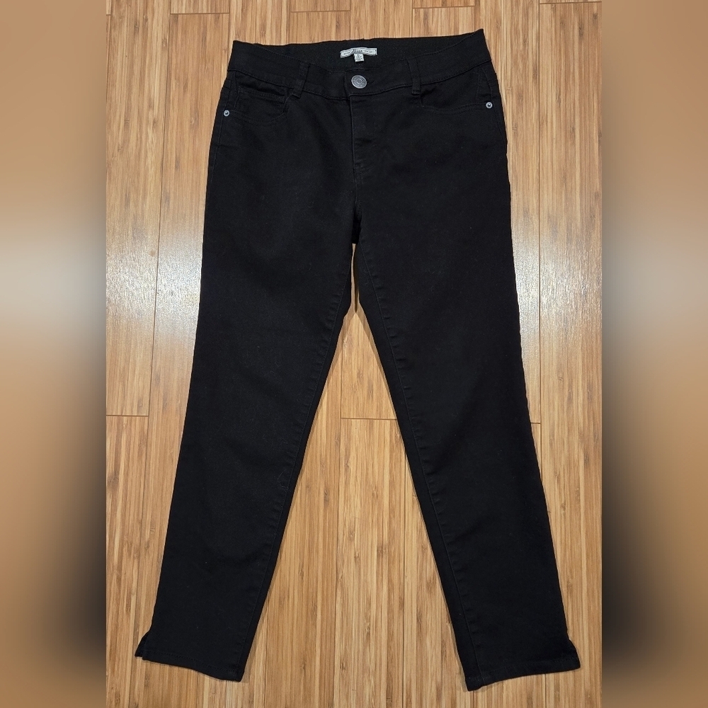 NWOT Bass Black Jeans